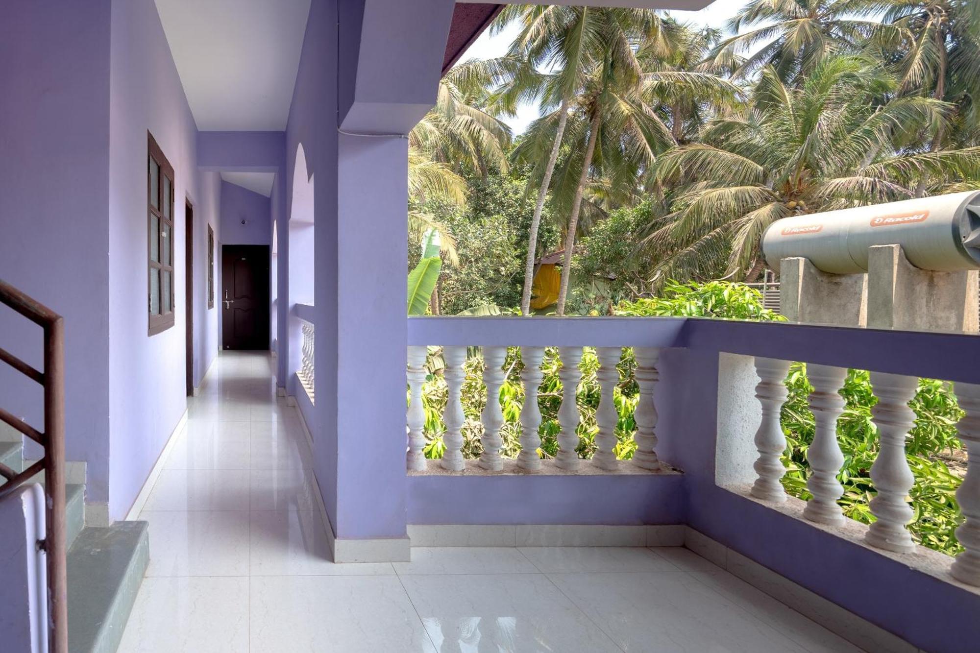 Spot On Ps Guest House Calangute Exterior photo